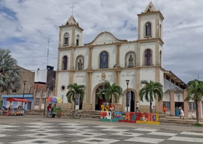 Modernización y Expansión del servicio del alumbrado Público en el Parque Juan Nepomuceno.